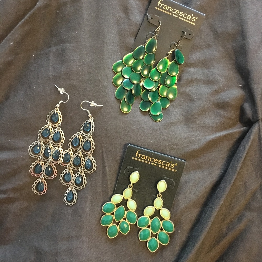 Lot of statement earrings ✨💕